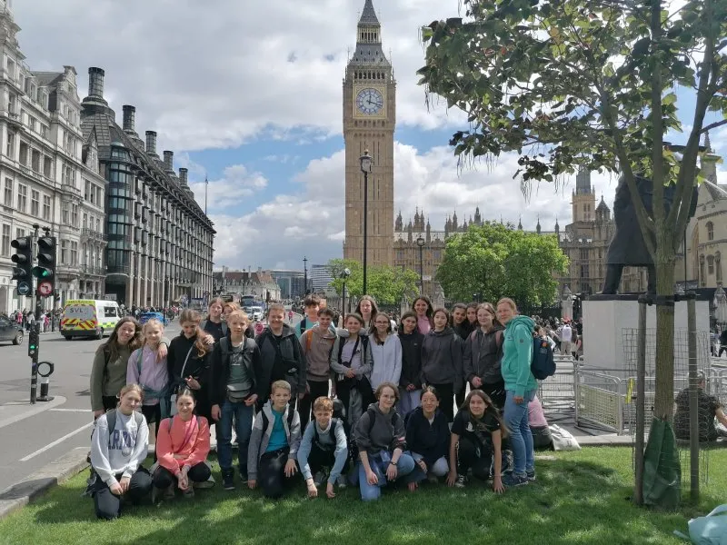 Gruppenfoto vorm Big Ben